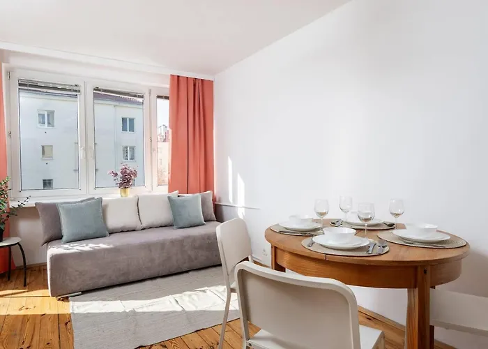 The Orange Oasis Mokotow * وارسو